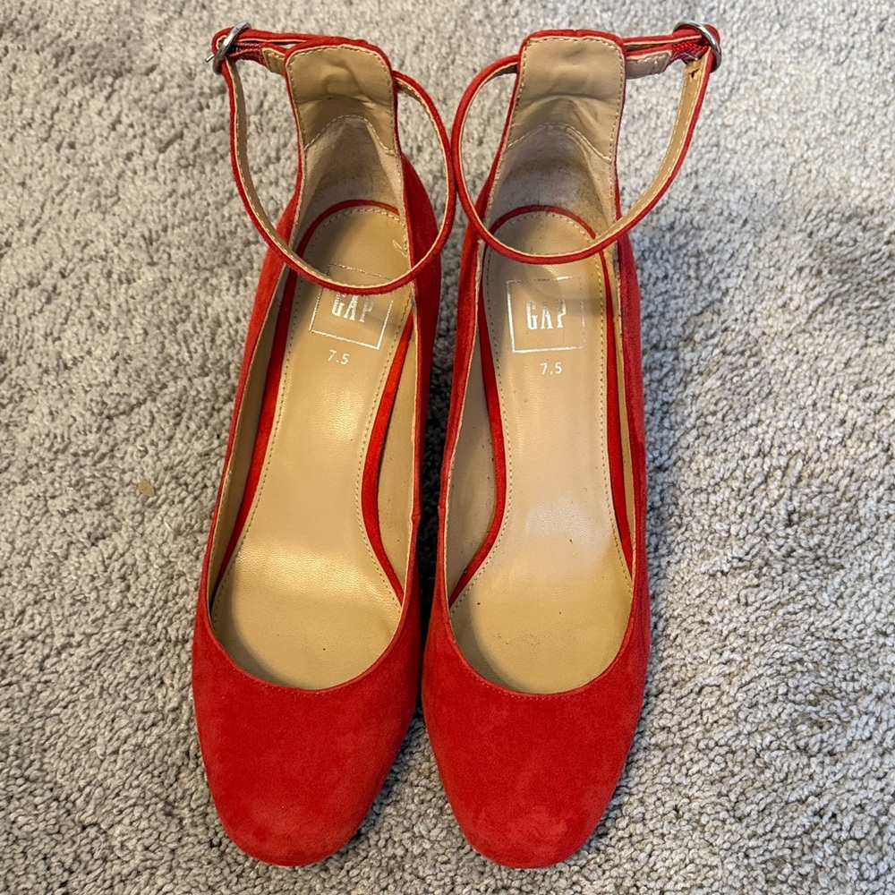 GAP Red Suede Ankle-Strap Pumps - Picture 4 of 5